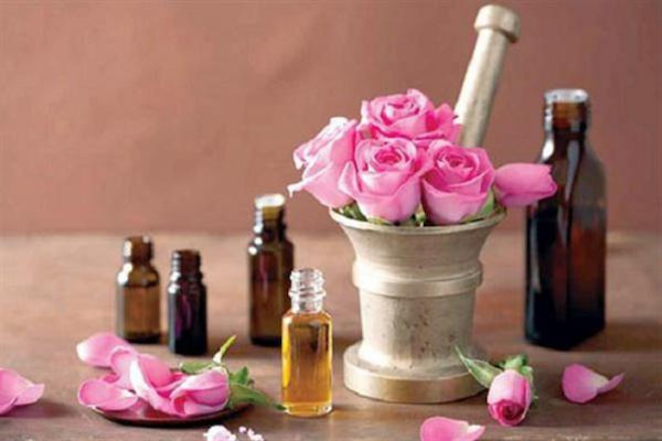 تصویر 2 از خرید و فروش گلاب مرغوب چهل عیار خواص عالی